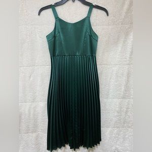 Girls Size 10 Hunter Green Formal Dress